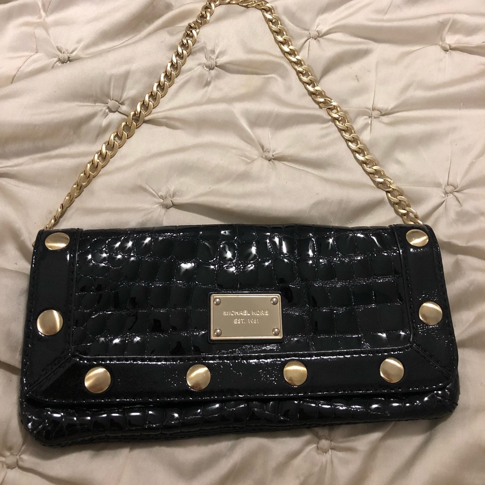 Michael Kors Black Patent & Gold clutch - Picture 2 of 8